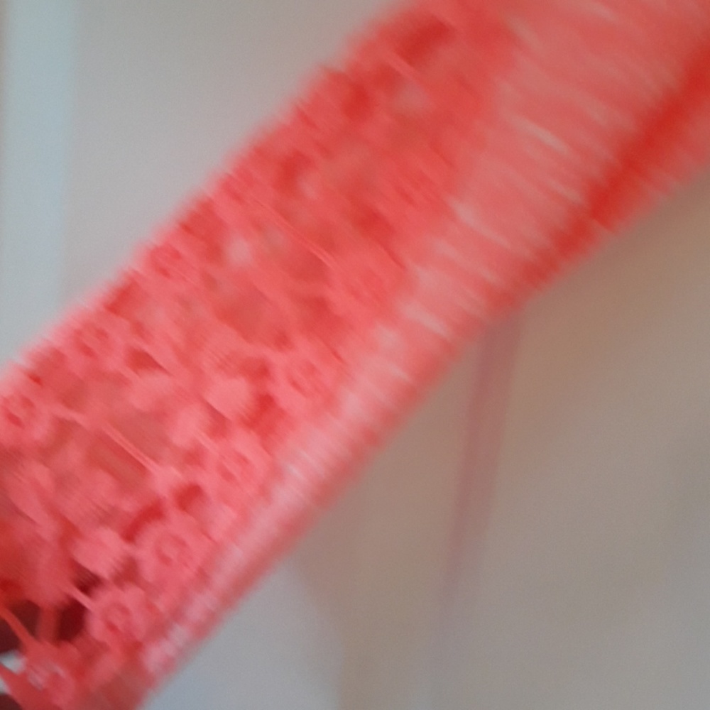 Top - Picture 2 of 3